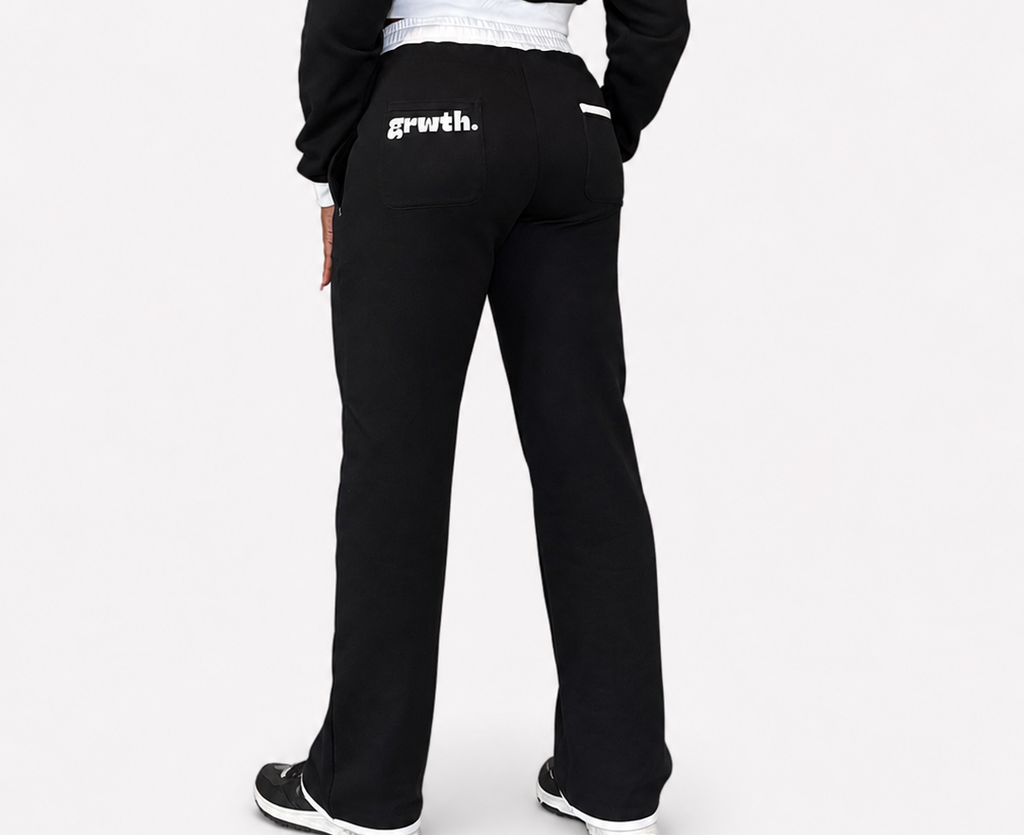 the signature pant black