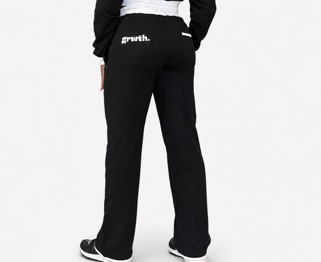 the signature pant black